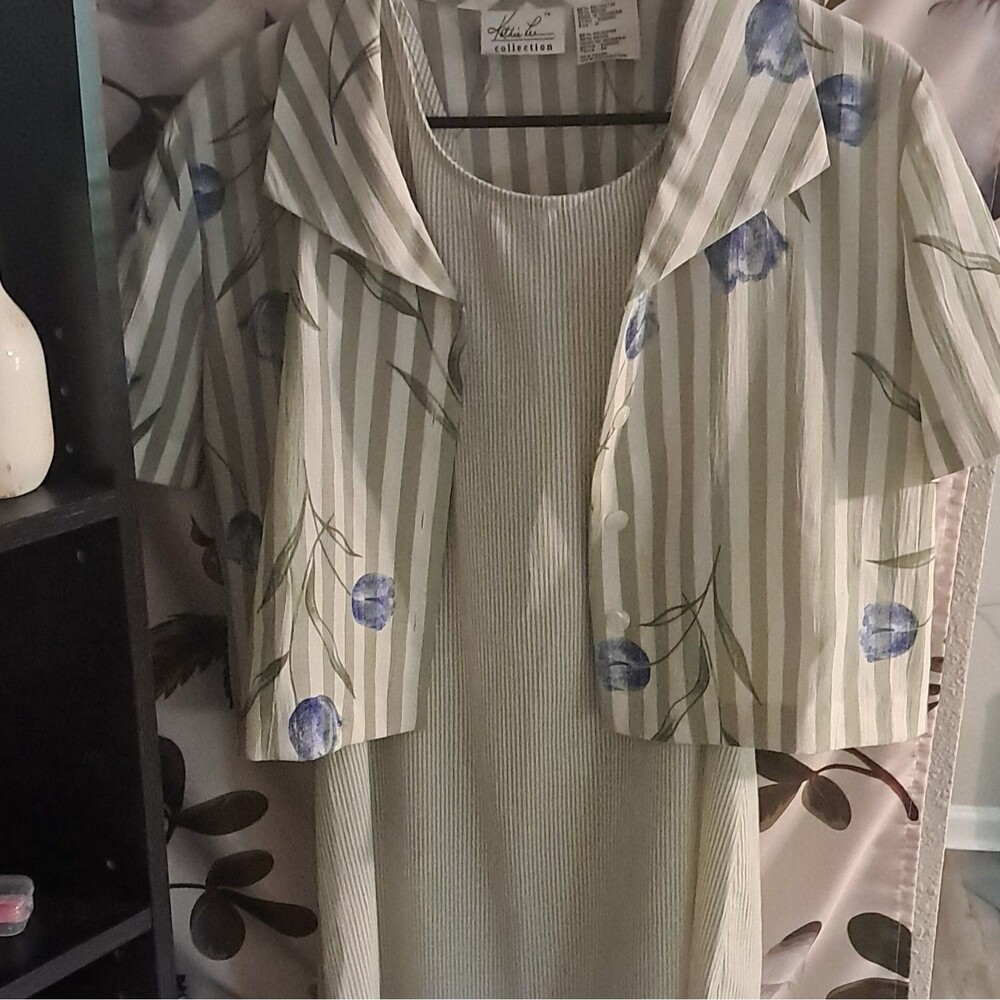 Kathy Lee Collection Beige/Blue Striped 2-Piece Jacket & Scoop Neck Dress 10